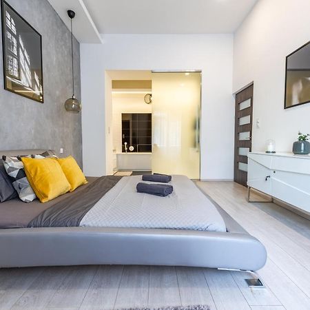 Luxury Nova Home Next To The New York Cafe Budapest Exterior photo
